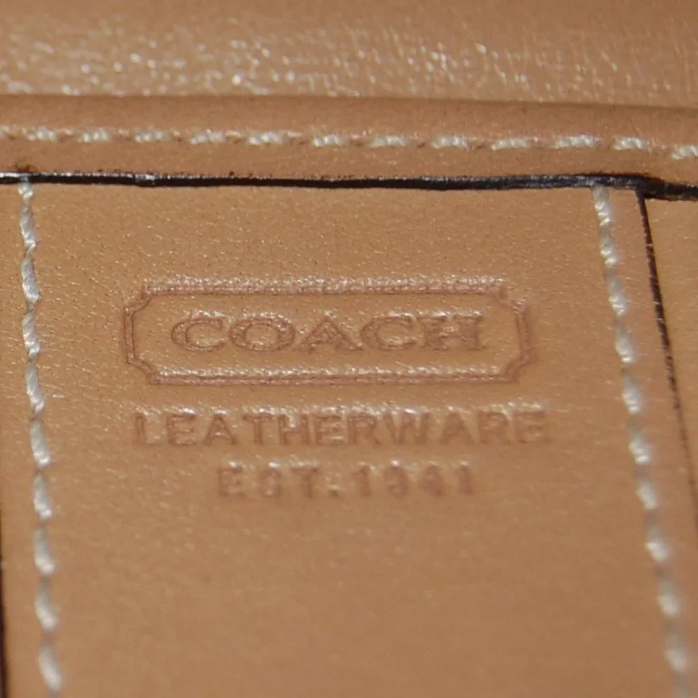 Coach Leatherware Est 1941 Tan W/Top Stitch 4 1/2" x 3" Coin Purse Keychain - Picture 9 of 9